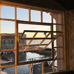 Royal William Yard Apartment