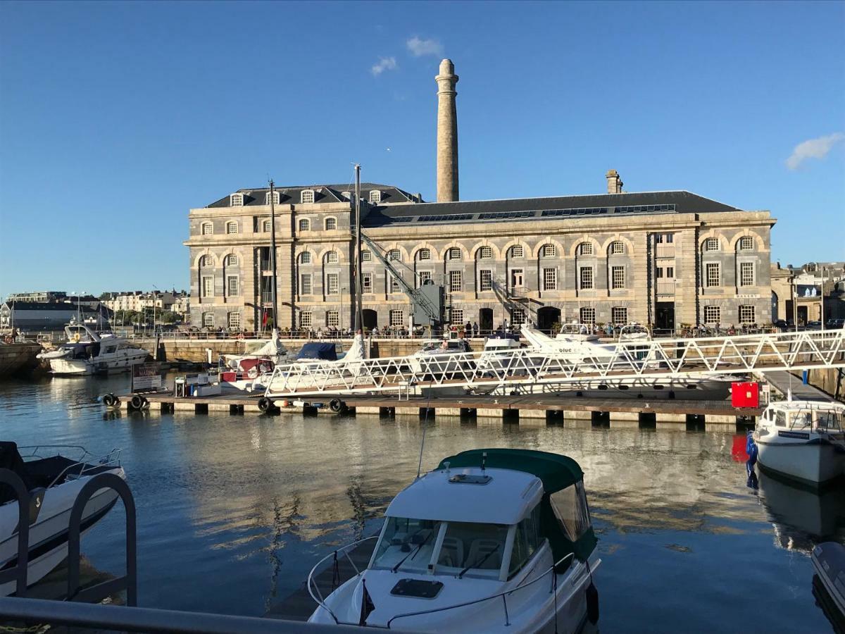 Royal William Yard Apartment *